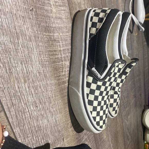 Vans - Picture 6 of 6